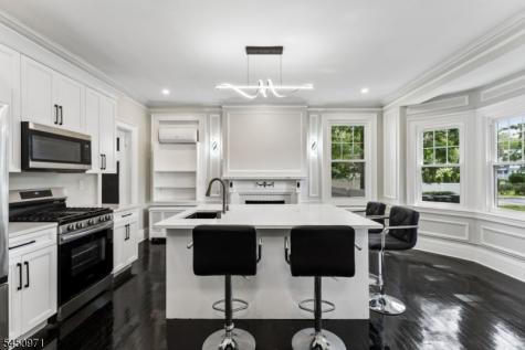 731 Berkeley Avenue City Of Orange NJ 07050
