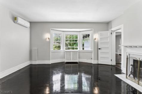 731 Berkeley Avenue City Of Orange NJ 07050