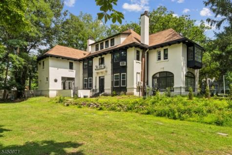 731 Berkeley Avenue City Of Orange NJ 07050
