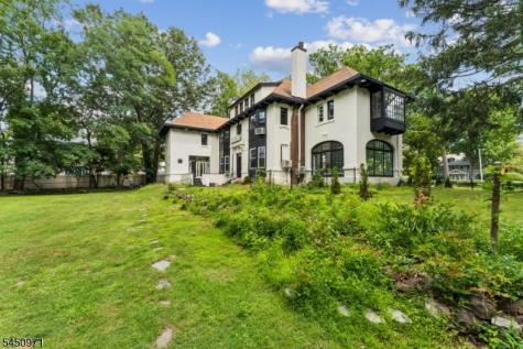 731 Berkeley Avenue City Of Orange NJ 07050