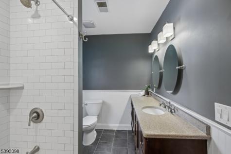 395 Meadowbrook Lane South Orange Village NJ 07079