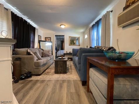 28 Finns Drive Wayne NJ 07470