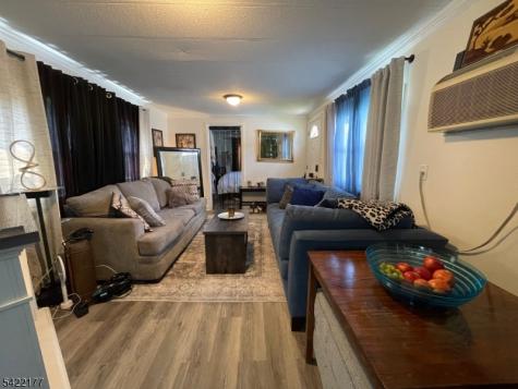 28 Finns Drive Wayne NJ 07470
