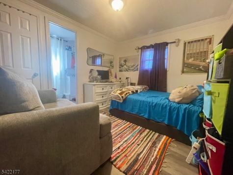 28 Finns Drive Wayne NJ 07470