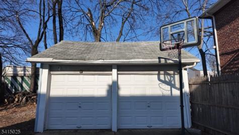 249 Weequahic Avenue Newark NJ 07112