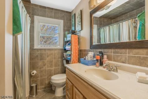3 Millbrook Road Raritan NJ 08822