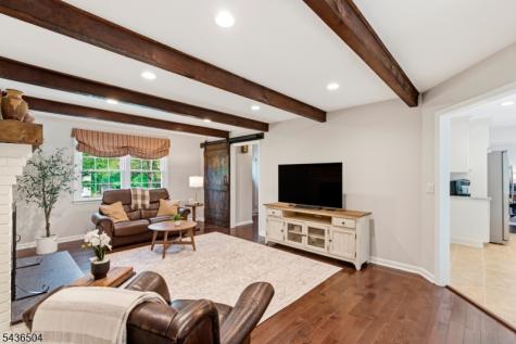 72 Kiva Place Branchburg NJ 08876