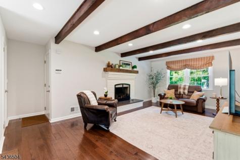 72 Kiva Place Branchburg NJ 08876