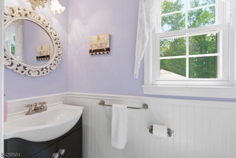 72 Kiva Place Branchburg NJ 08876