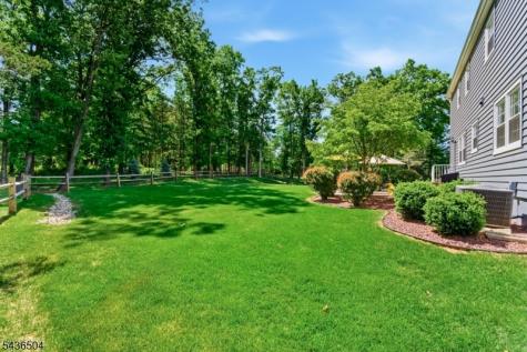 72 Kiva Place Branchburg NJ 08876