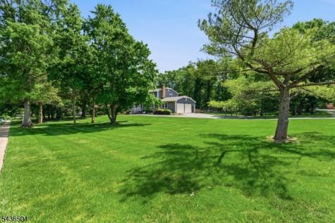 72 Kiva Place Branchburg NJ 08876