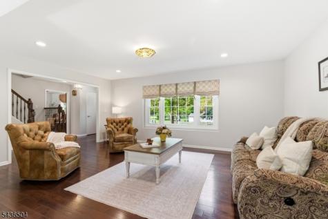 72 Kiva Place Branchburg NJ 08876