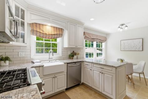 72 Kiva Place Branchburg NJ 08876