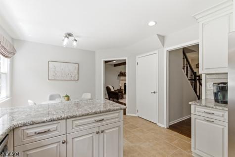 72 Kiva Place Branchburg NJ 08876