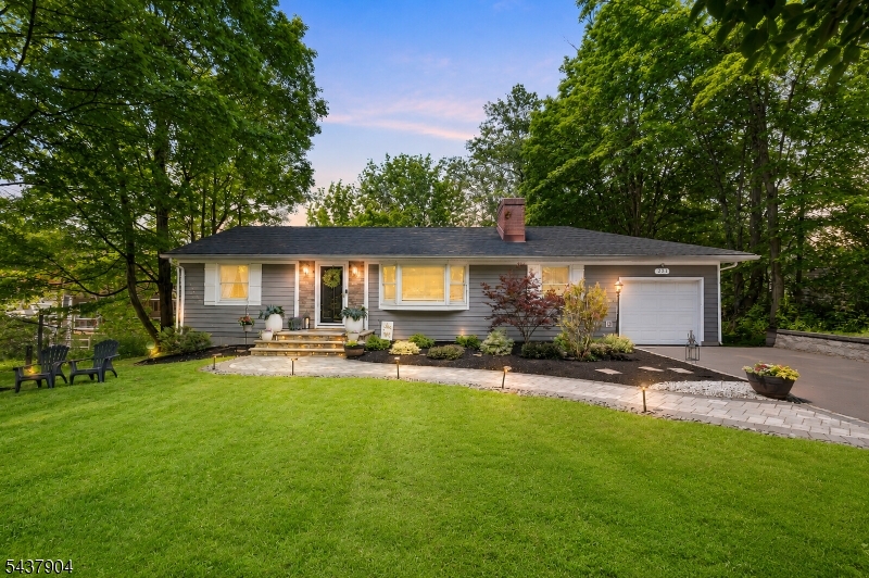 231 Stirling Road Watchung NJ 07069