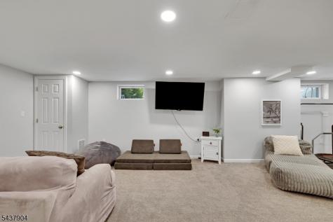 231 Stirling Road Watchung NJ 07069