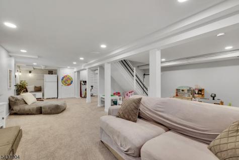 231 Stirling Road Watchung NJ 07069