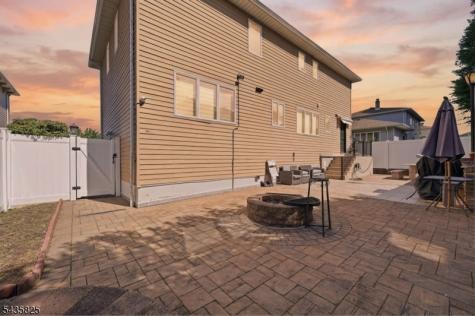 54 William Street North Arlington NJ 07031