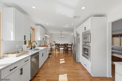 54 William Street North Arlington NJ 07031