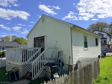 44 Salem Place Aberdeen NJ 07721