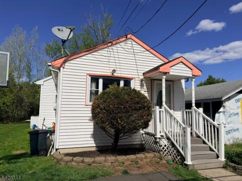 44 Salem Place Aberdeen NJ 07721