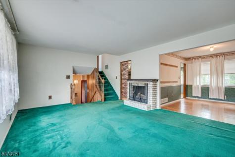106 Winding Road Woodbridge NJ 08830