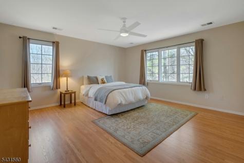 1 Bell Court Chester NJ 07930