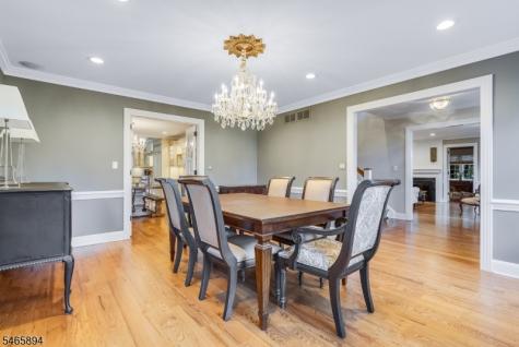 4 Barberry Row Chester NJ 07930