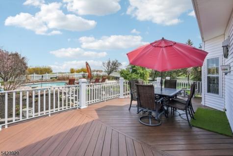 1913 Gary Road Greenwich NJ 08886