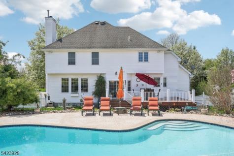 1913 Gary Road Greenwich NJ 08886