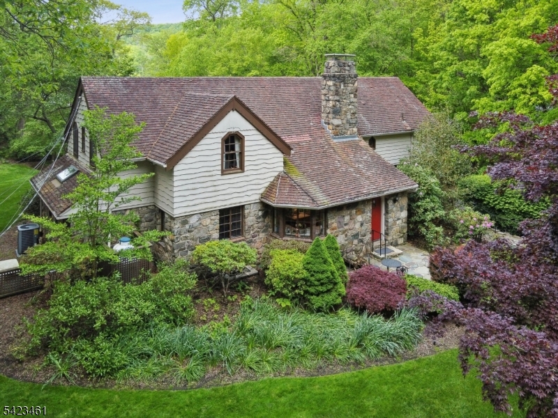 3 Lenape Drive Montville NJ 07045