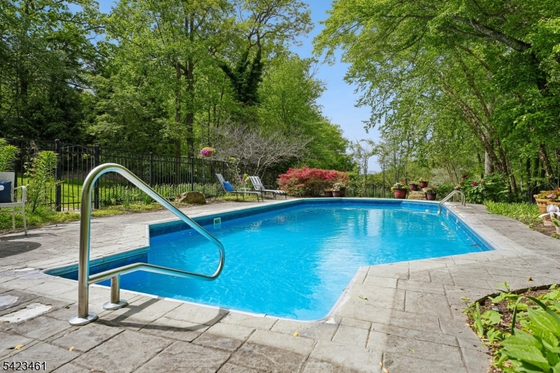 3 Lenape Drive Montville NJ 07045