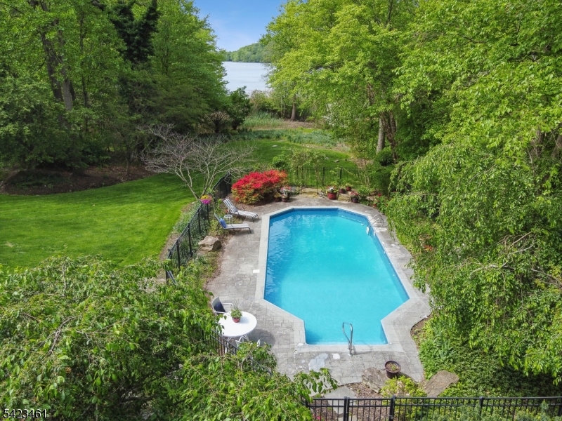 3 Lenape Drive Montville NJ 07045