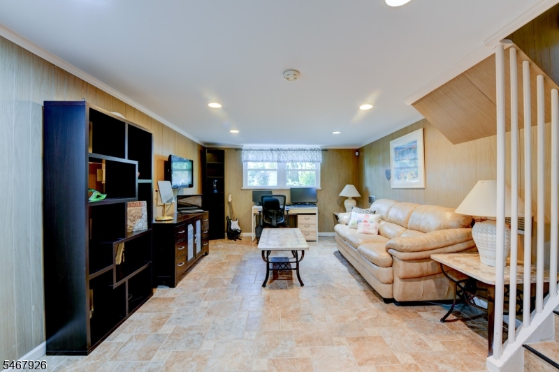 10 Lynn Drive Springfield NJ 07081