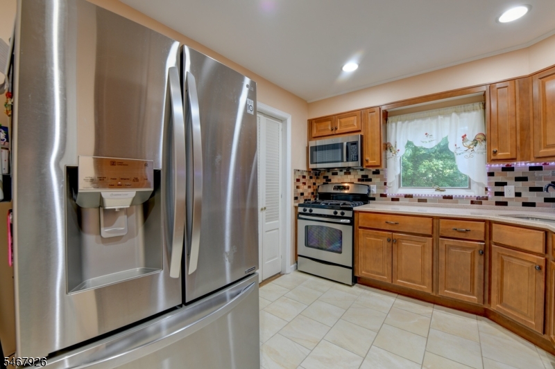 10 Lynn Drive Springfield NJ 07081