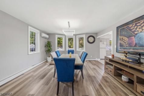 136 Glendale Drive Ewing NJ 08618
