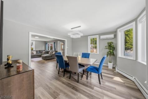 136 Glendale Drive Ewing NJ 08618