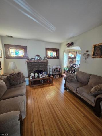 90 Hudson Street Clifton NJ 07011