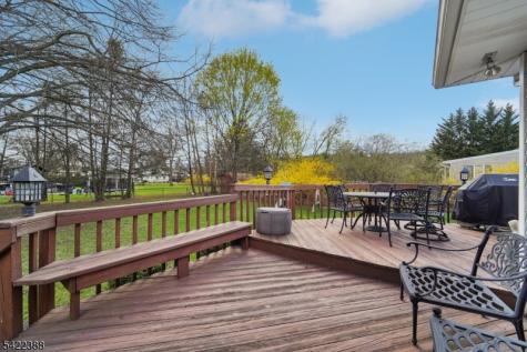 15 Ella Lane Wayne NJ 07470