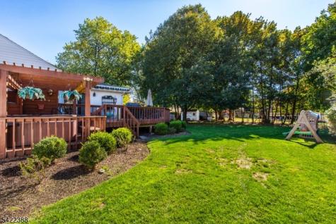 15 Ella Lane Wayne NJ 07470
