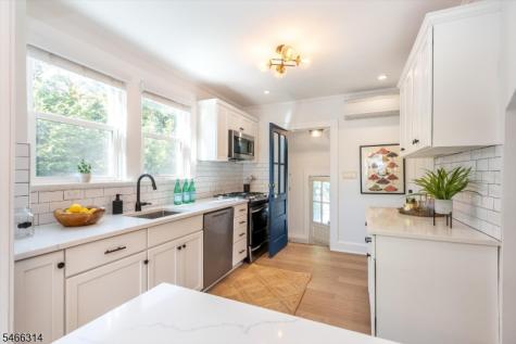 22 Euclid Place Montclair NJ 07042