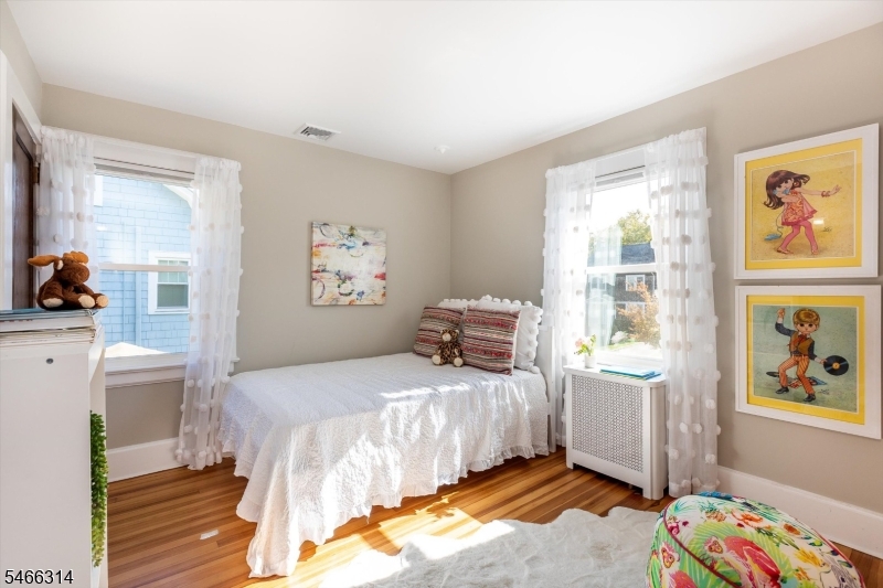 22 Euclid Place Montclair NJ 07042