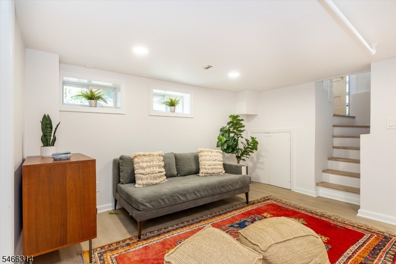 22 Euclid Place Montclair NJ 07042
