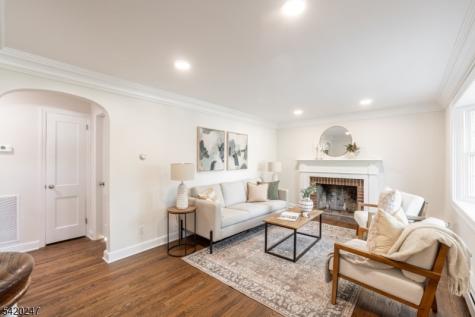 22 Harriet Drive Hanover NJ 07981