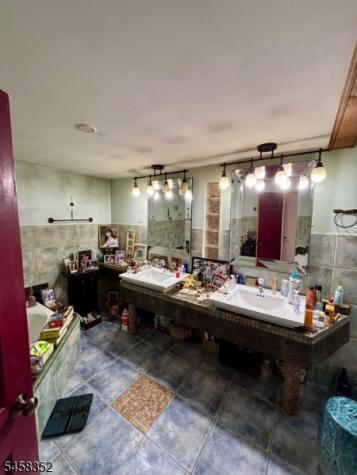 70 Mayfair Drive West Orange NJ 07052