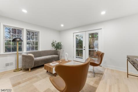 33 E Lincoln Street Verona NJ 07044