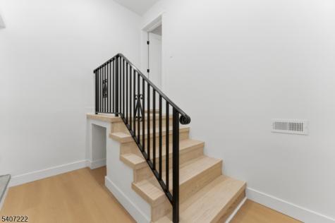 33 E Lincoln Street Verona NJ 07044