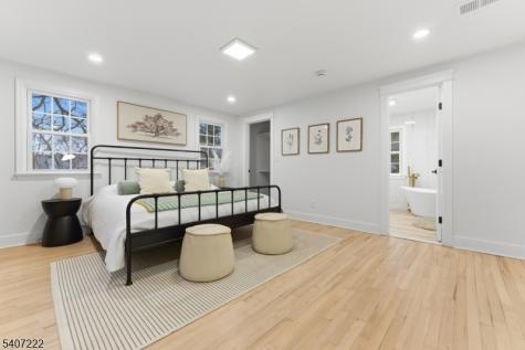 33 E Lincoln Street Verona NJ 07044