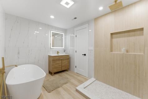 33 E Lincoln Street Verona NJ 07044