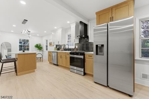 33 E Lincoln Street Verona NJ 07044